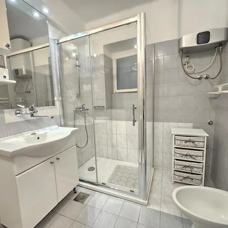 Appartement J&j - 50 M From The