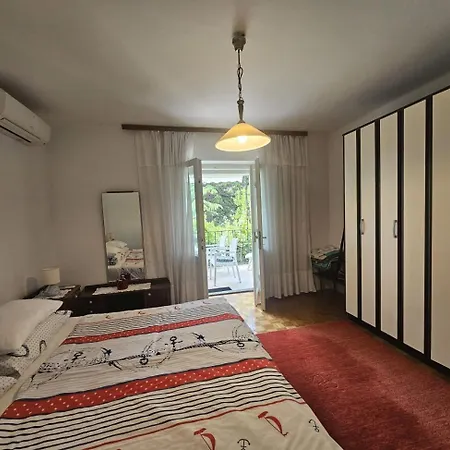 Appartement J&j - 50 M From The