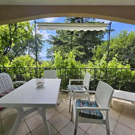 Appartement J&j - 50 M From The *