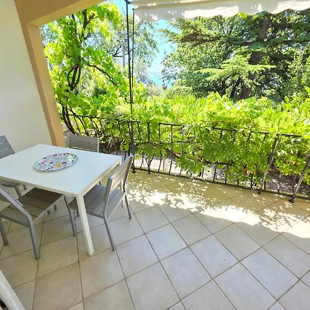 Appartement J&j - 50 M From The