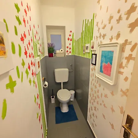 Appartement J&j - 50 M From The